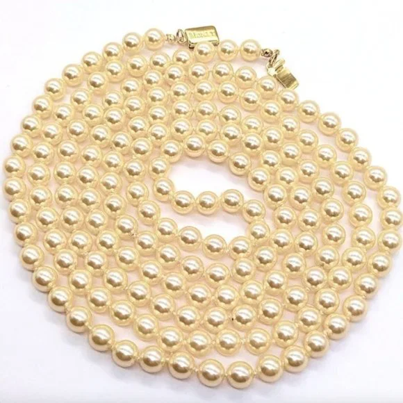 1970s 60" MONET Vintage Oyster Cream Knotted Glass Pearl Necklace-Rare-Unworn! - Picture 2 of 7